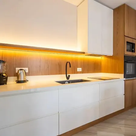 Apartment Regina Motta Mare *